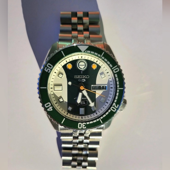 Seiko 5 Sports X Honda Super Cub Automatic Limited Edition - Picture 14 of 14